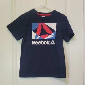 Kid Size 18 Navy Blue Graphic T-Shirt Reebok Kids
